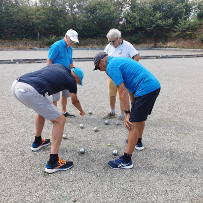 Golf et pétanque - ça se discute.!